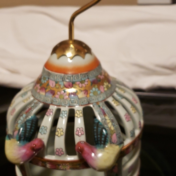 The most beautiful glass bird house - Picture 2 of 4